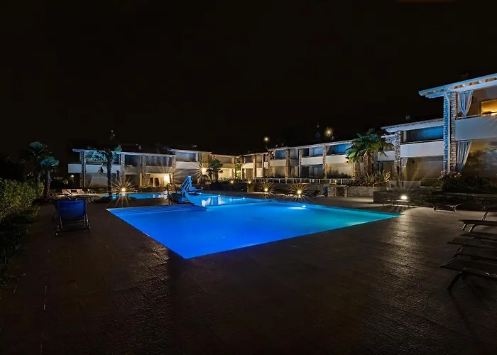 Фото Le Mele 35 Apartment By Wonderful Italy Castel Venzago