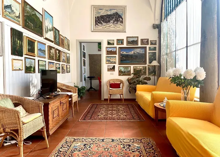 Charme E Storia Apartment In Brescia Center foto