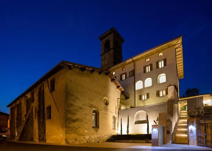La Ripa Boutique Hotel Albino photo