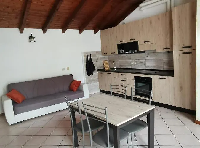 Frank'S Home Lonate Pozzolo foto