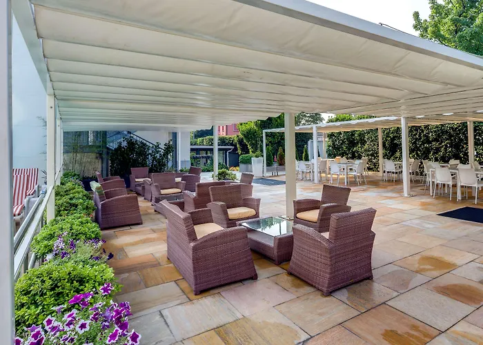 Jet Hotel, Sure Hotel Collection By Best Western Gallarate photo