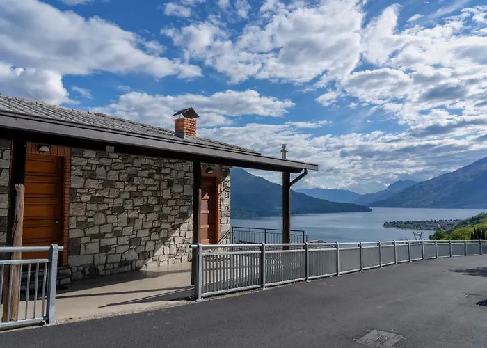 Incantevole Terrazza Sul Lago Di Como Gera Lario fotorgafie