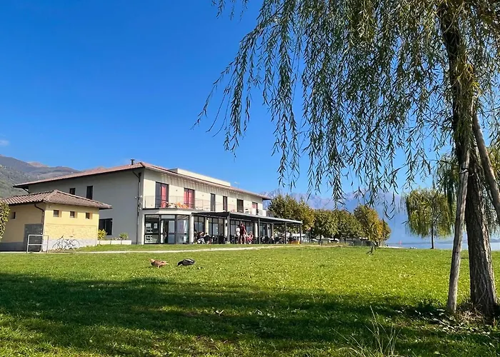 Lake Como Beach Hostel Domaso photo