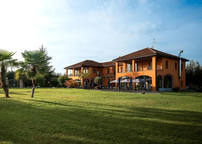 Equirelais Hotel Lomnago photo