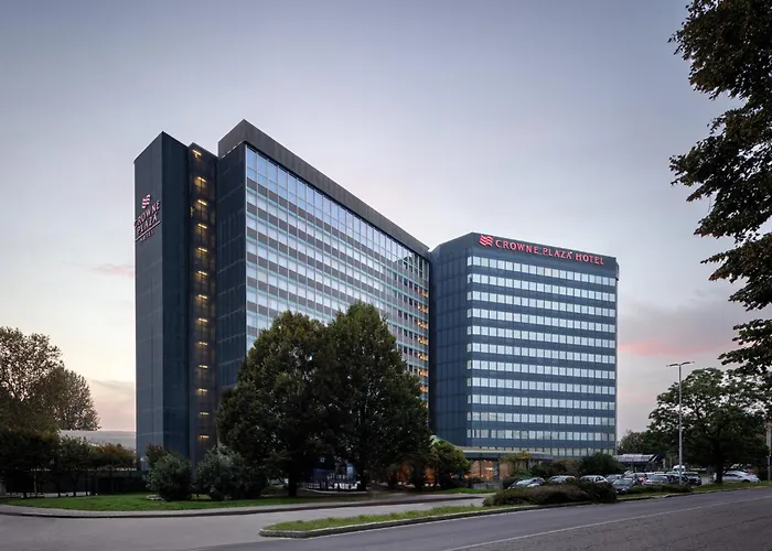 Crowne Plaza Milan Linate By Ihg Hotel San Donato Milanese photo