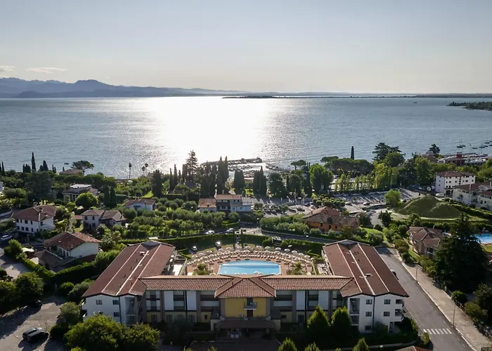 Le Terrazze Sul Lago Hotel & Residence Padenghe sul Garda photo