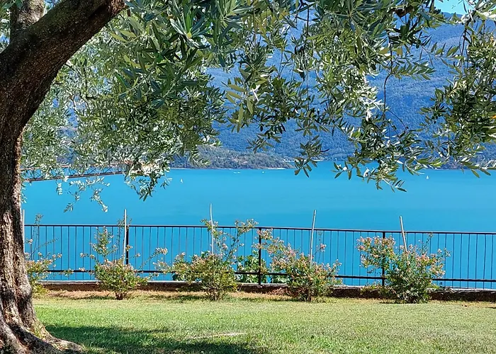 foto di Casa vacanze Perla del Lago Domaso