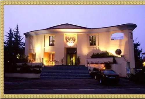 Polo Hotel Usmate Velate photo