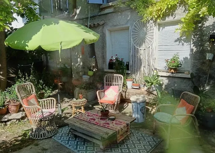 Casa Artemisia Lungo Il Fiume Con Giardino Privato Villa Marcaria photo