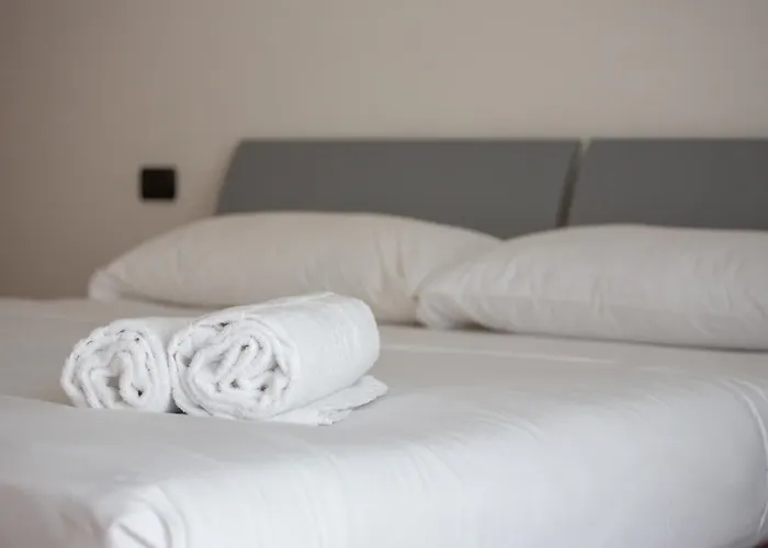 Three-Room Apartment Sleeps 6 - Park View Cesano Boscone photo