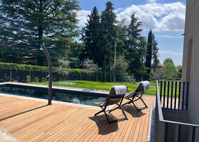 Фото Villa Gemma & Garda, Iseo, Franciacorta Bovezzo