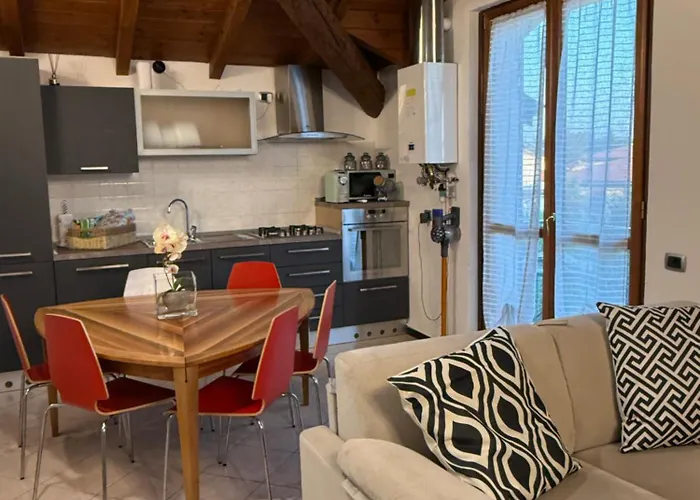 Black And White Locate Bergamasco foto