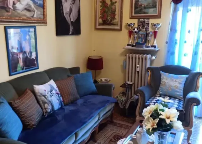 Photo de Appartement Nancy House à Castronno