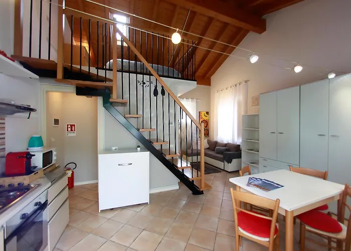 Apt 4 Borgo Lago Di Garda Lonato photo