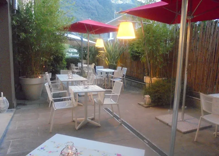 Фото Spluga Sosta & Hotel Dubino