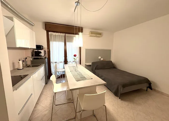 Mono Camelia Apartment Rosate photo