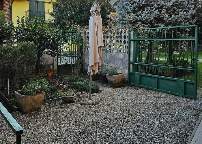 صورة La Corte Dei Nonni Vanzaghello