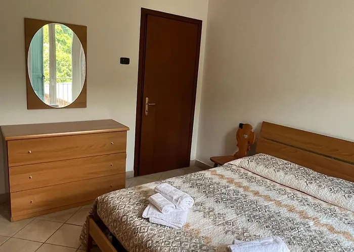 Photo de A B House 6 Rustic Holiday Apartment In Casto