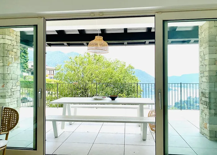 صورة Como Lake Dreamscape Villa تْشيرنوبيو