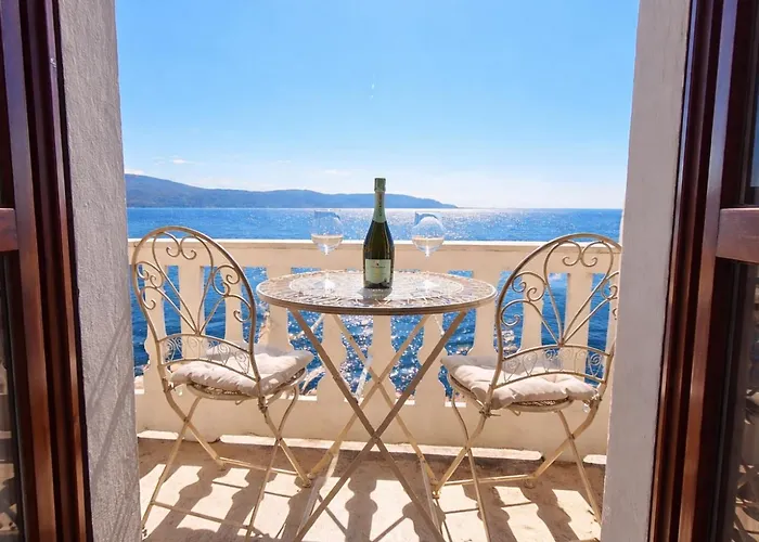 Riva Felice - Romantic Experience With Lake View トスコラーノ・マデルノの写真