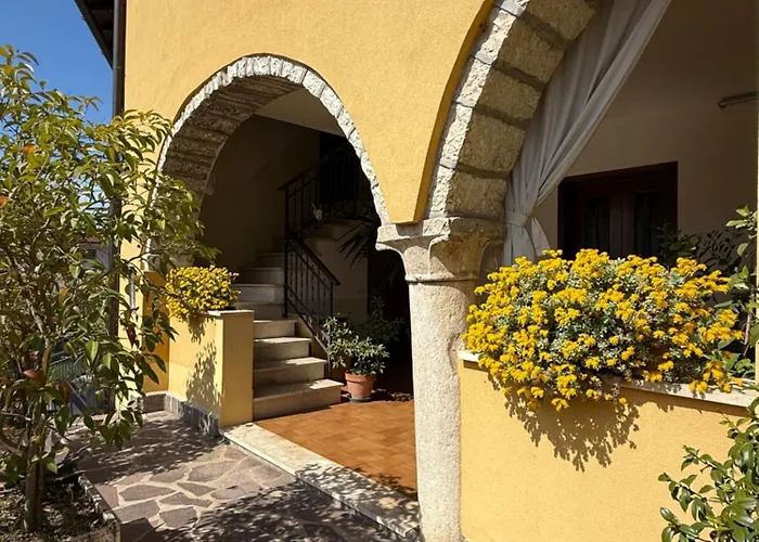 Apartament En Castell Ome zdjęcie