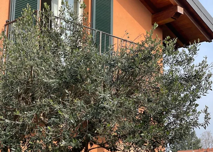Photo de Bnbook Casa Degli Ulivi Cadrezzate