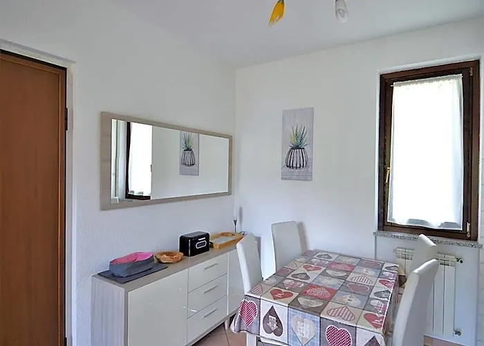 Apartment Near Lake With Mountain Views Castelveccana foto