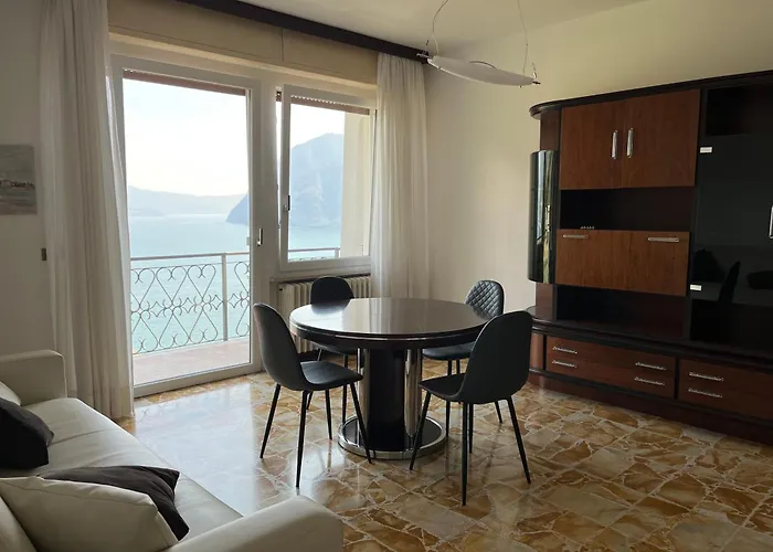 foto di Villa Casa Antonio Riva di Solto