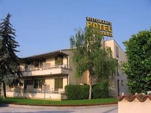 Hotel Ristorante Giordano Cavernago photo