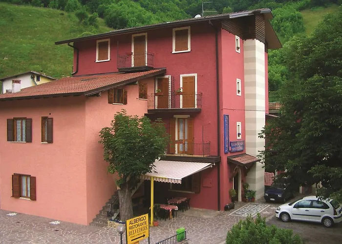 Albergo Belvedere Collio photo