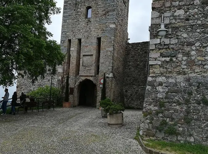 Bed & Breakfast Castello Padenghe sul Garda photo