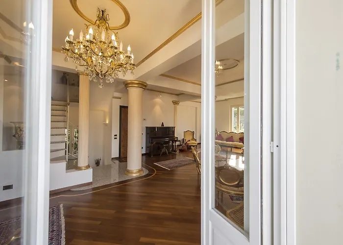 Villa Puccini Bed & Breakfast Lecco photo