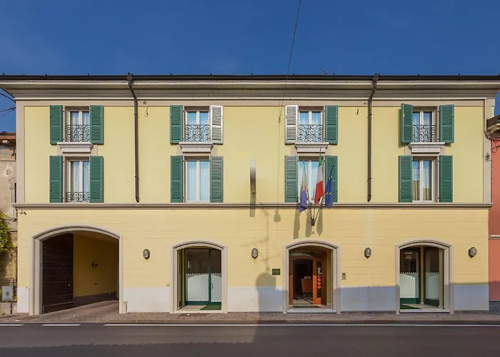 Hotel Gambara photo