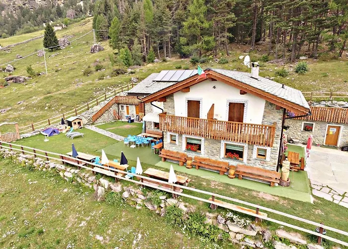 Rifugio Alpe Ponte Villa Chiesa in Valmalenco photo