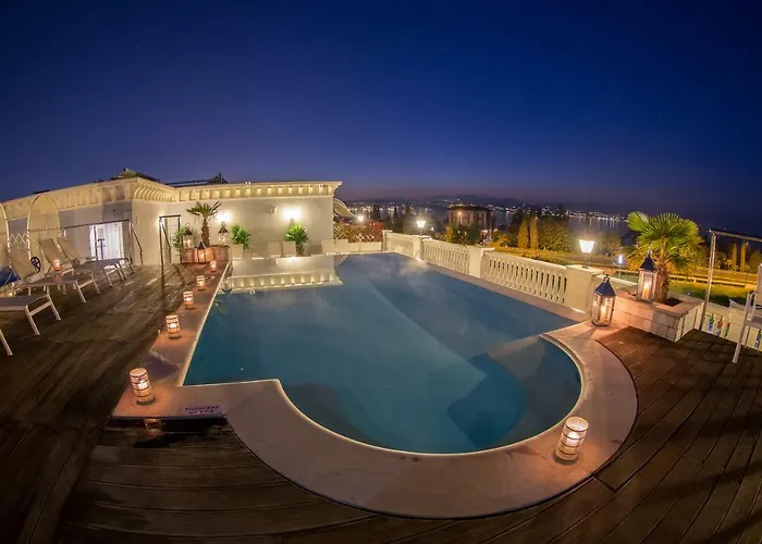 Palace Hotel Desenzano Desenzano del Garda photo